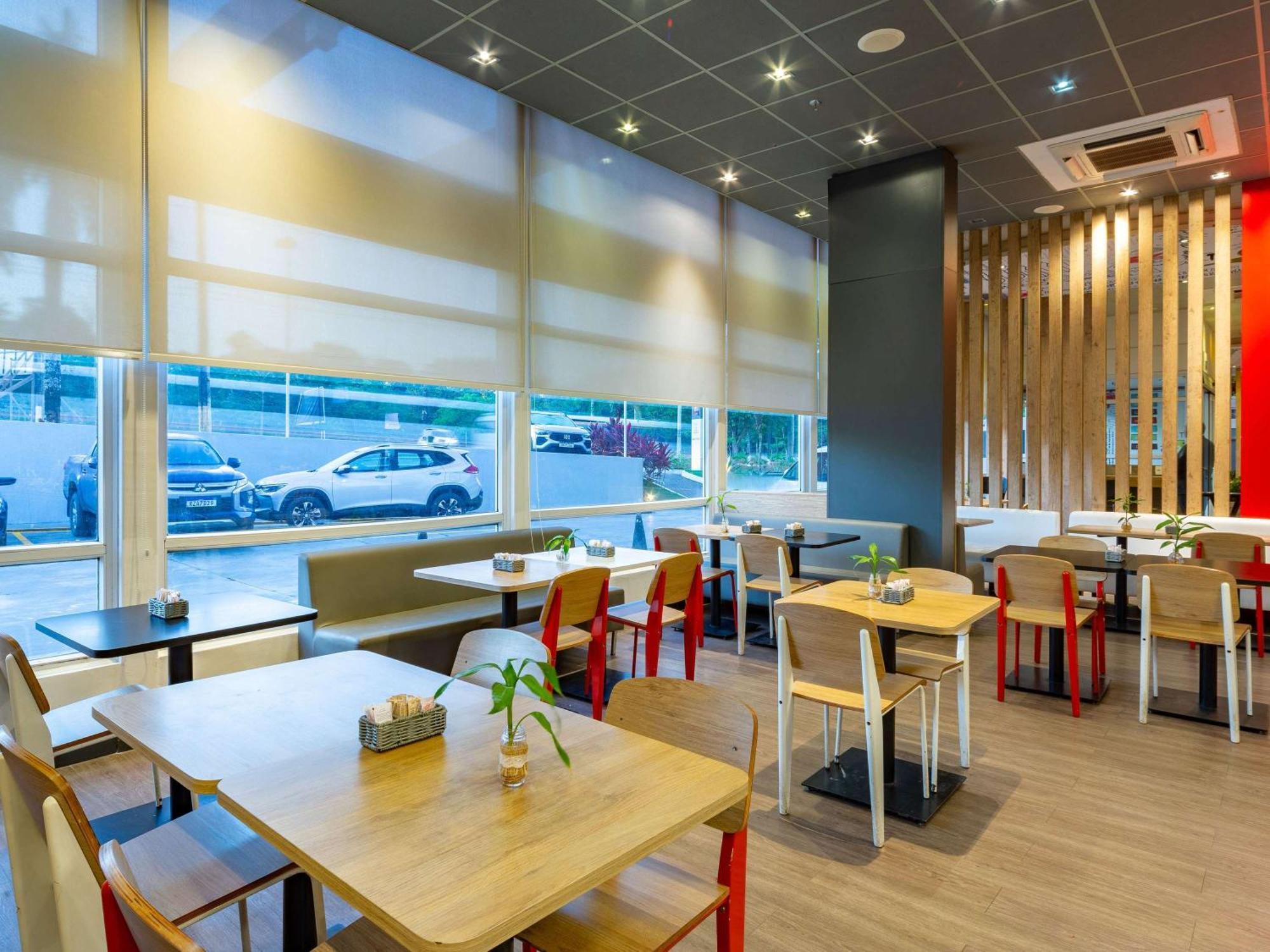 Ibis Manaus Aeroporto 호텔 외부 사진